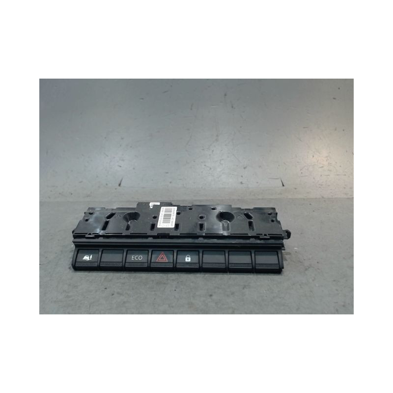 BOUTON DE WARNING RENAULT MASTER