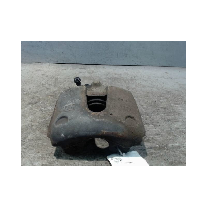 ETRIER DE FREIN AVANT DROIT FORD FIESTA 2005-