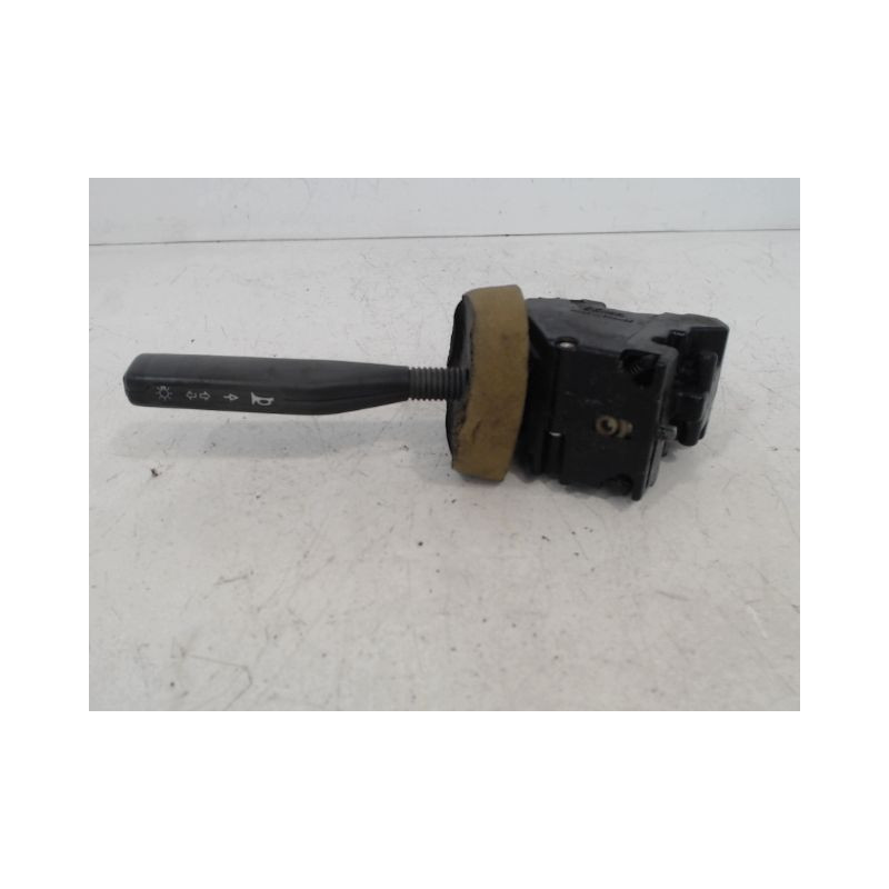 COMMANDE ECLAIRAGE PEUGEOT 104