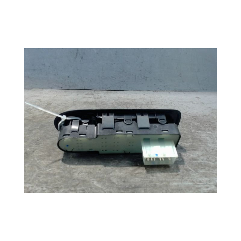 COMMANDE LEVE-GLACE PORTE AVG CITROEN C3 2009-