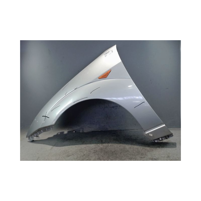 AILE AVANT GAUCHE FORD FOCUS 98-04