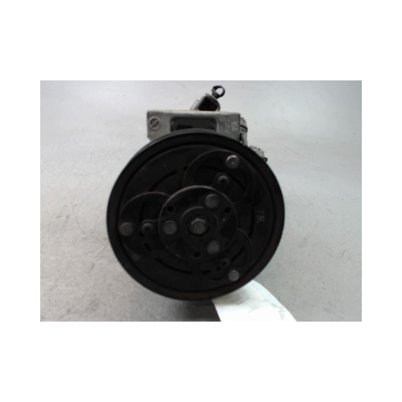 COMPRESSEUR AIR CONDITIONNE RENAULT CLIO IV Phase 1 2012-...