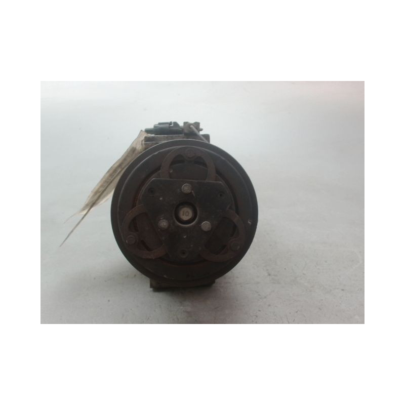 COMPRESSEUR AIR CONDITIONNE OPEL AGILA