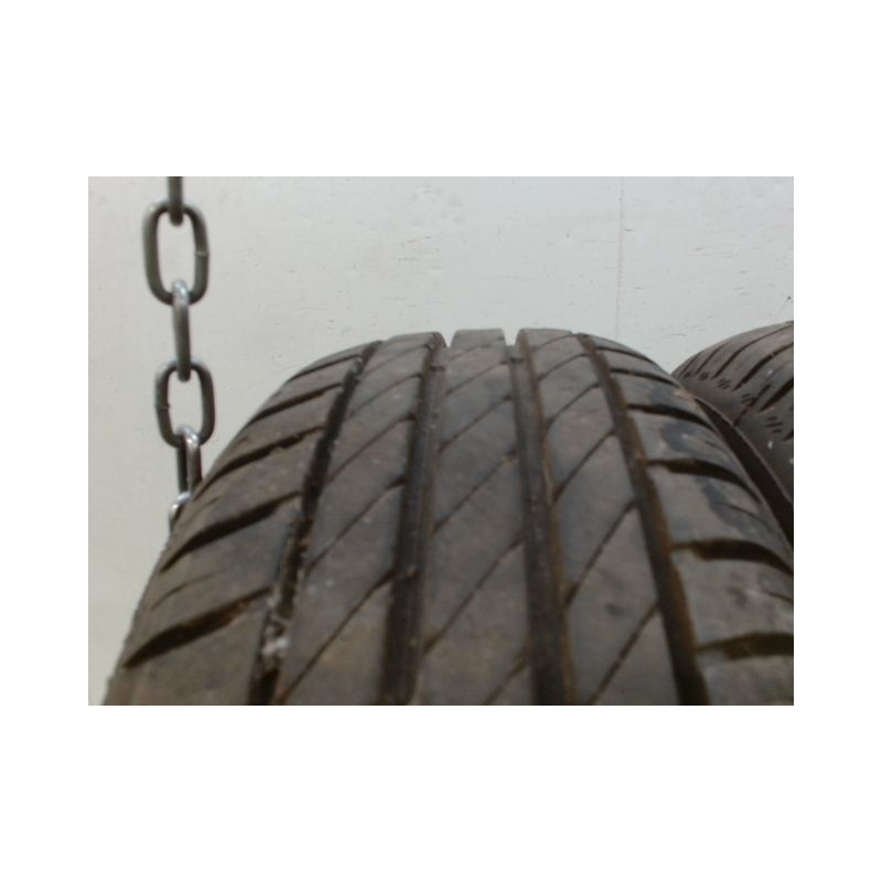 Paire de pneus KLEBER DYNAXER HP 4 205 65 14 79 T