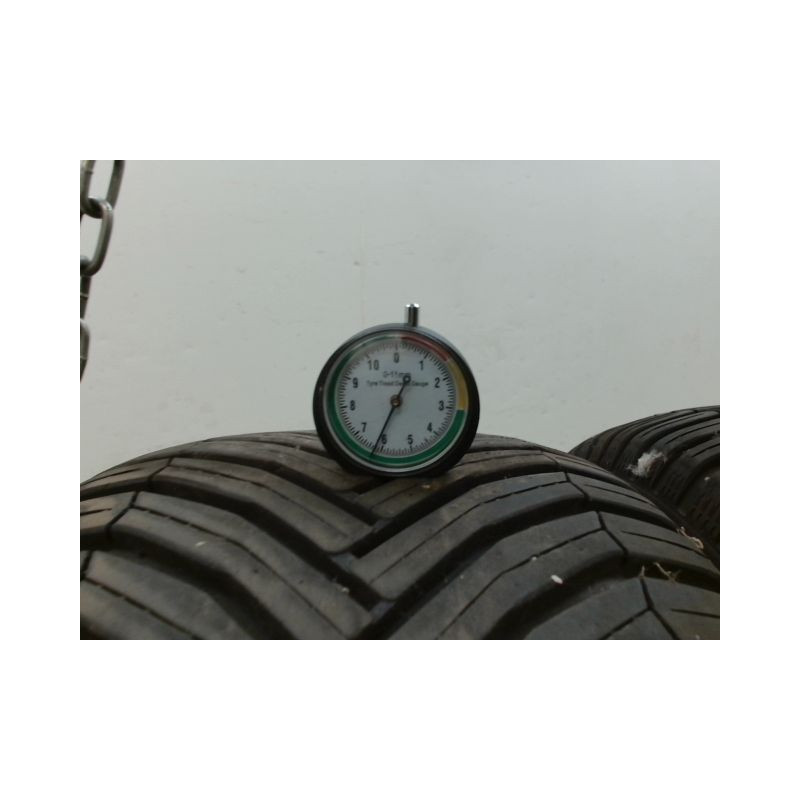 Paire de pneus MICHELIN CROSSCLIMATE SUV 235 60 17 106 V