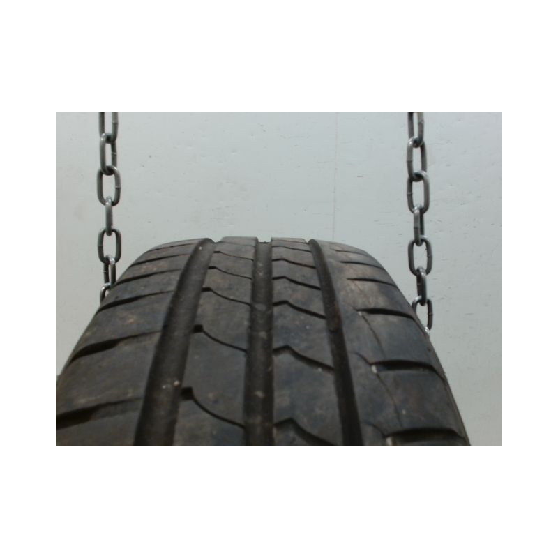 Pneu GOOD YEAR EFFICIENT GRIP 195 60 16 89 H