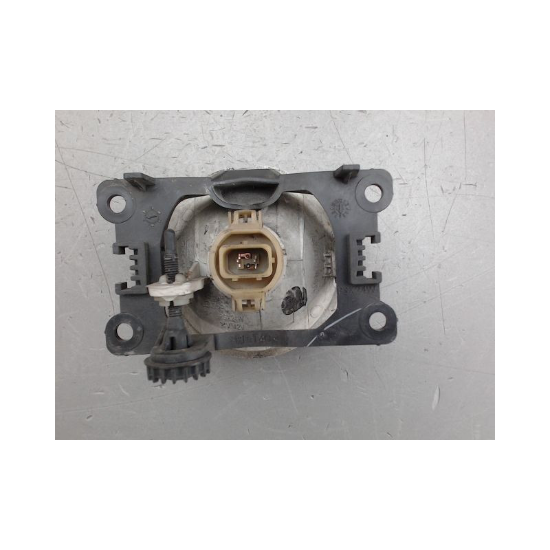 PHARE ANTIBROUILLARD AVANT GAUCHE PEUGEOT 207