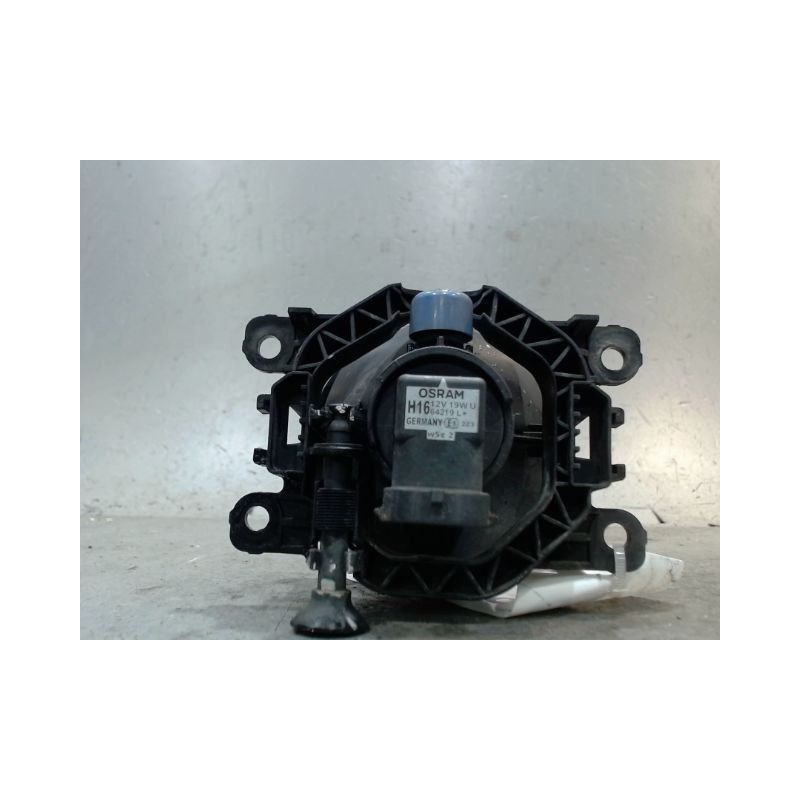 PHARE ANTIBROUILLARD AVANT DROIT RENAULT CAPTUR