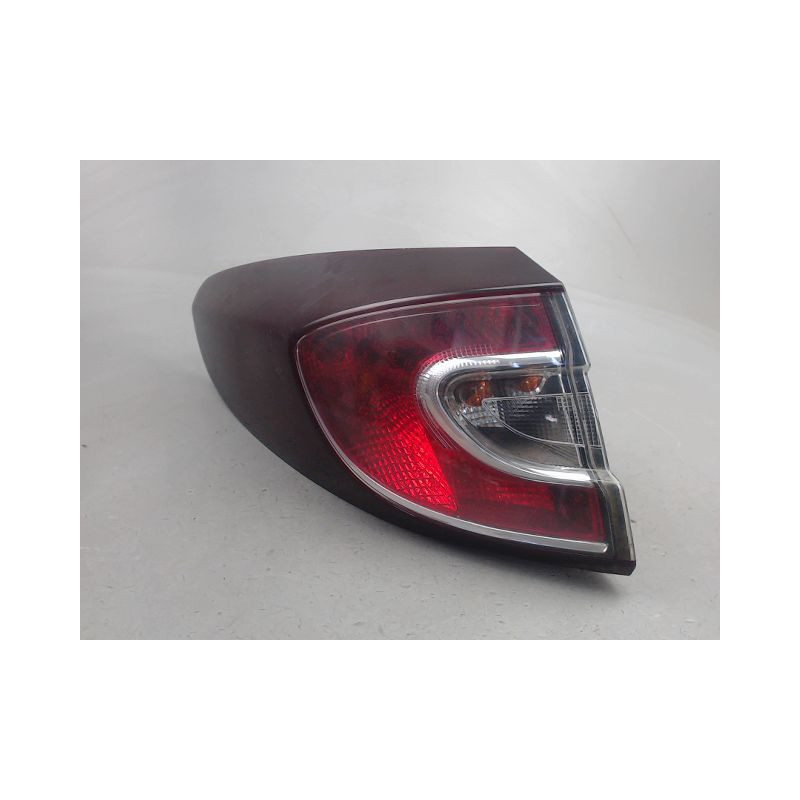 FEU ARRIERE GAUCHE  RENAULT MEGANE