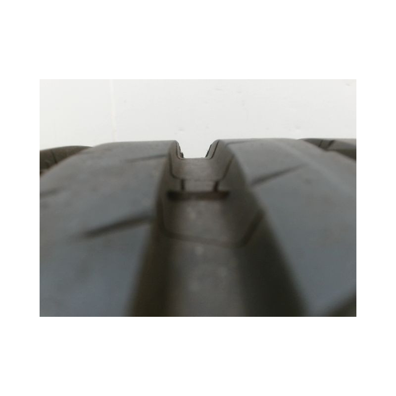 Pneu MICHELIN PILOT SPORT 4 215 40 17 87 Y