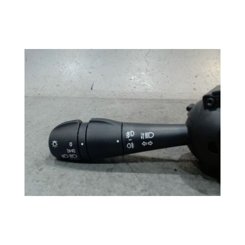 COMMANDE CLIGNOTANT RENAULT CLIO