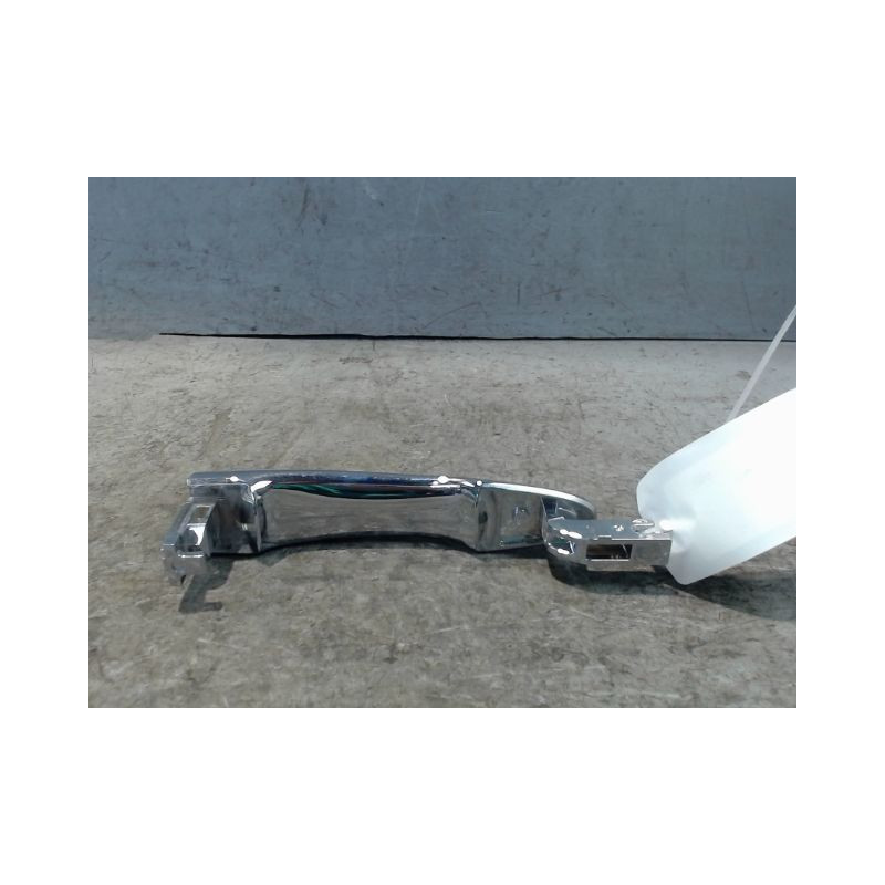 POIGNEE EXTERIEURE PORTE ARRIERE DROIT NISSAN X-TRAIL