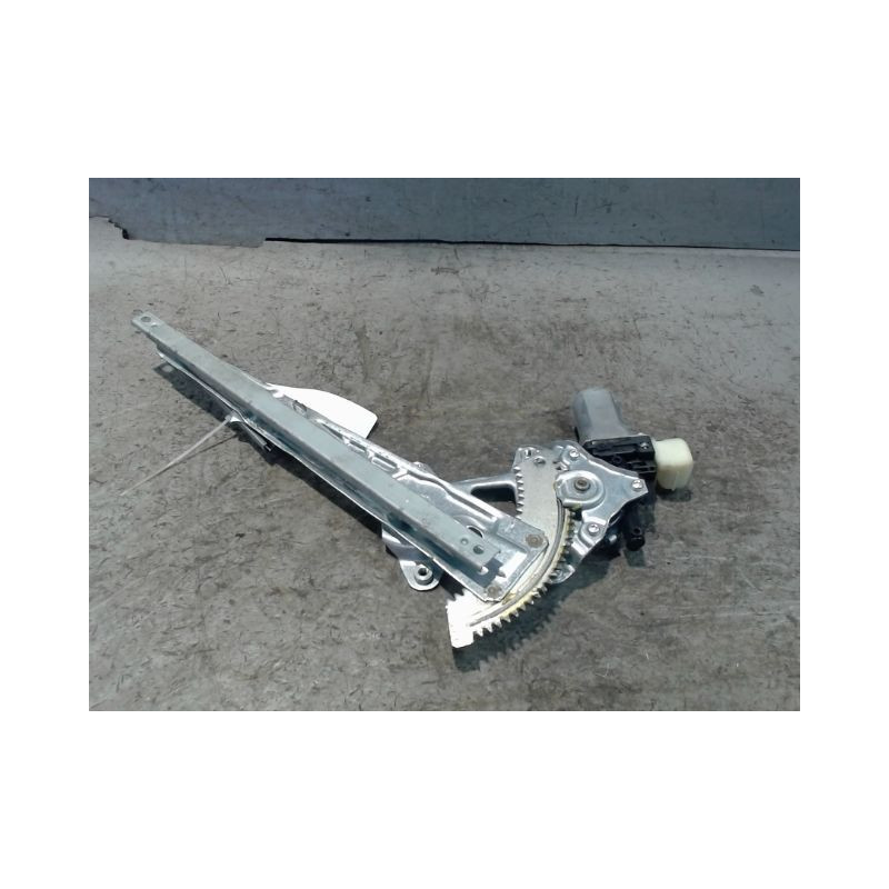 MECANISME+MOTEUR LEVE-GLACE ARRIERE DROIT NISSAN X-TRAIL