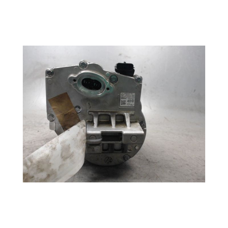 COMPRESSEUR AIR CONDITIONNE RENAULT CLIO