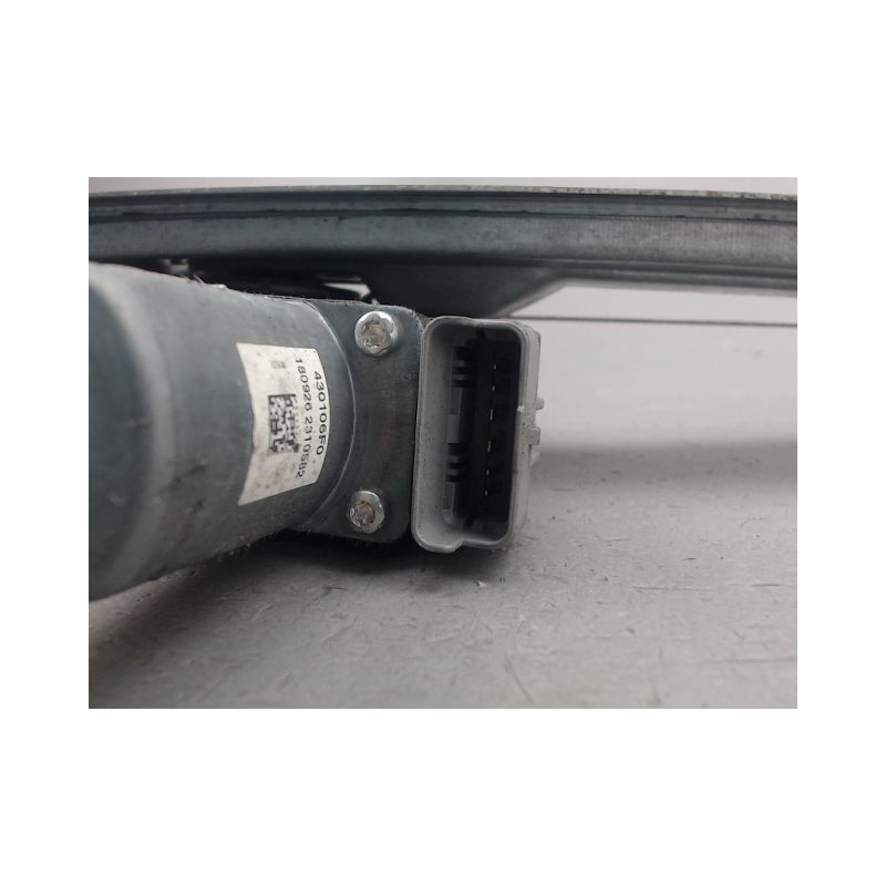 MECANISME LEVE-GLACE AVANT GAUCHE CITROEN C4