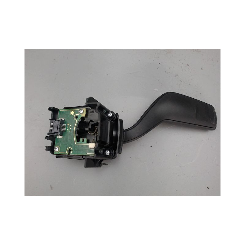 COMMANDE CLIGNOTANT FORD FIESTA
