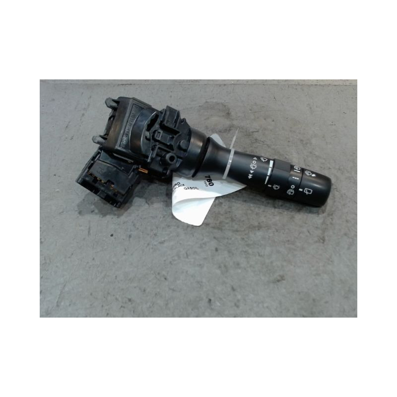COMMANDE ESSUIE GLACE TOYOTA VERSO