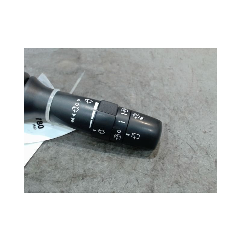 COMMANDE ESSUIE GLACE TOYOTA VERSO