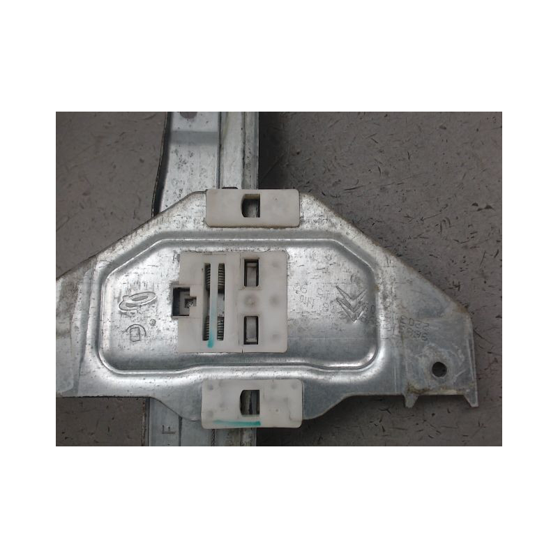 MECANISME LEVE-GLACE ARRIERE DROIT CITROEN C3