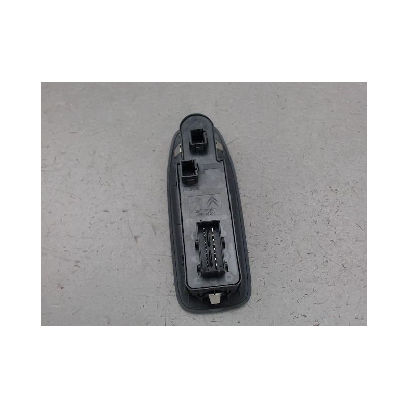 COMMANDE LEVE-GLACE PORTE AVG PEUGEOT 2008