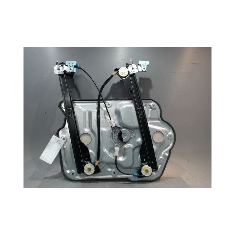 MECANISME+MOTEUR LEVE-GLACE AVANT DROIT NISSAN QASHQAI
