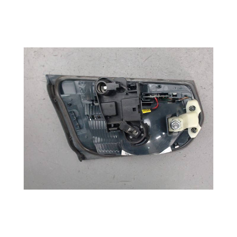 FEU ARRIERE INTERIEUR DROIT B.M.W. SERIE 3