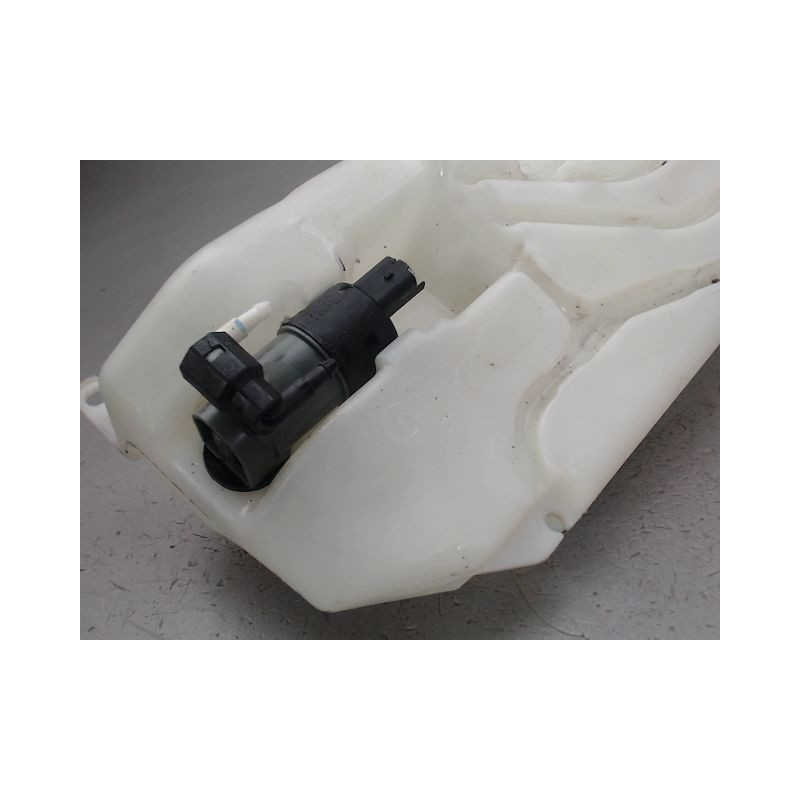 RESERVOIR LAVE-GLACE AVANT NISSAN QASHQAI