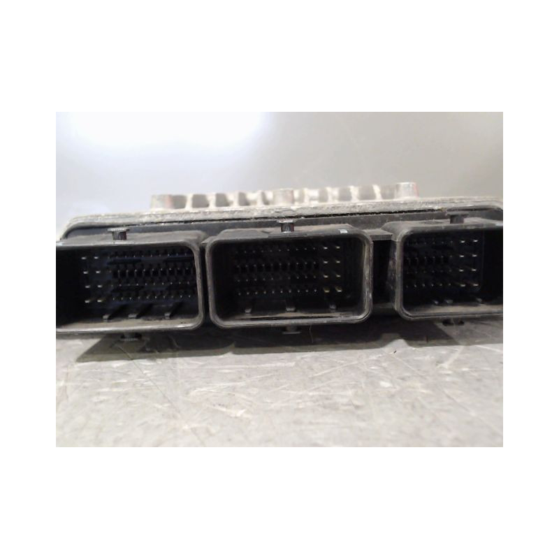 CALCULATEUR MOTEUR PEUGEOT 307