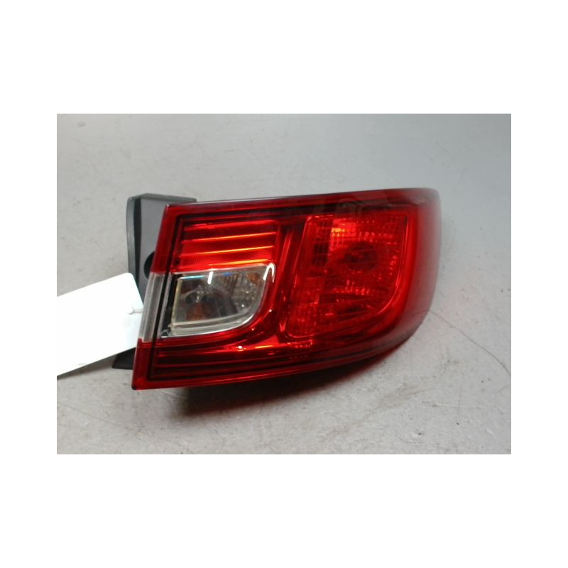 FEU ARRIERE DROIT RENAULT CLIO IV 2012-