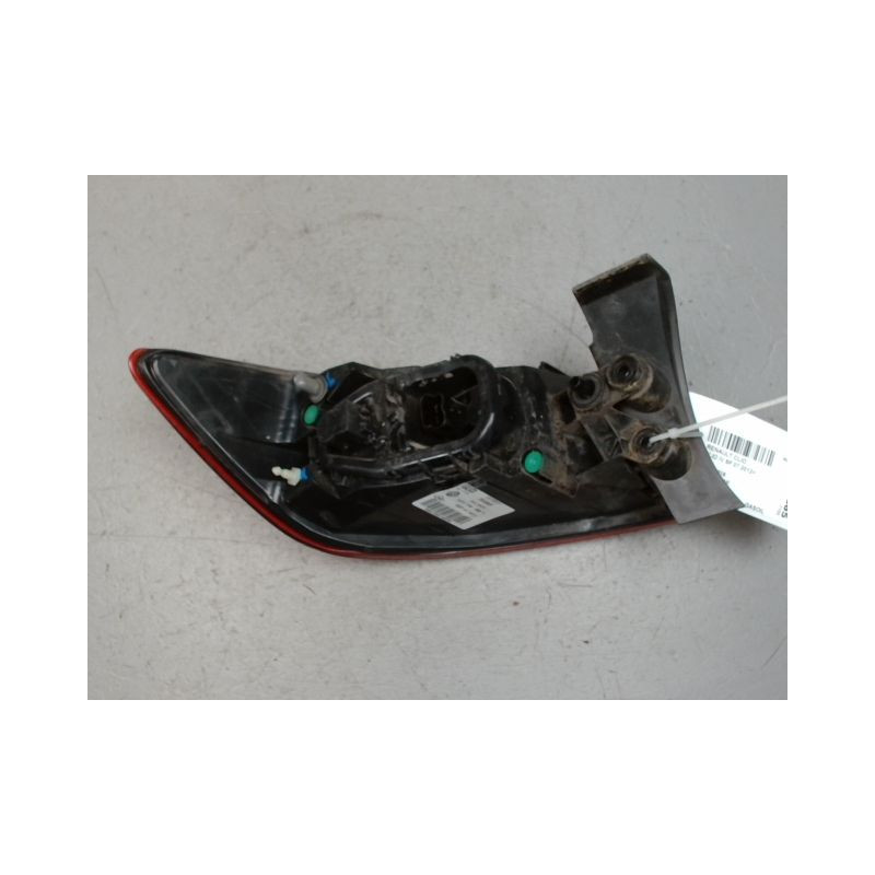 FEU ARRIERE DROIT RENAULT CLIO IV 2012-