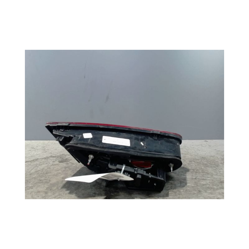 FEU ARRIERE INTERIEUR DROIT AUDI A3 2003-