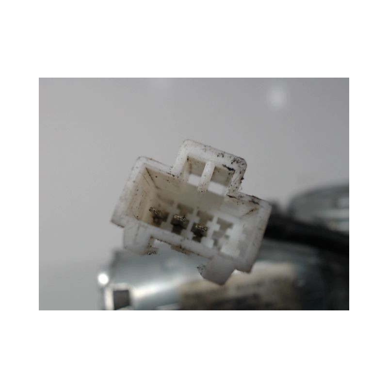 MOTEUR ESSUIE-GLACE ARRIERE NISSAN MICRA 96-98