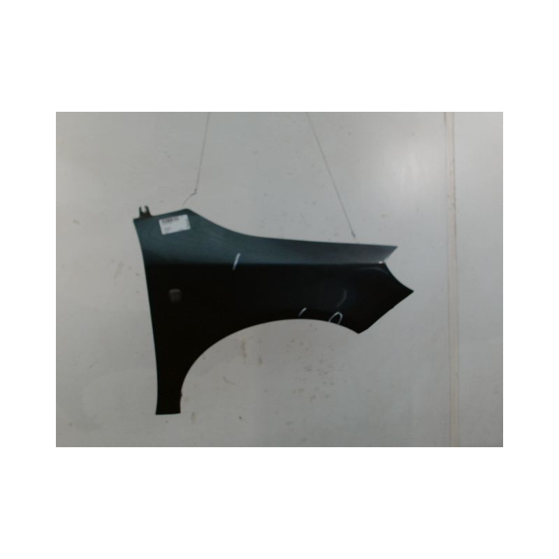 AILE AVANT DROIT SKODA FABIA