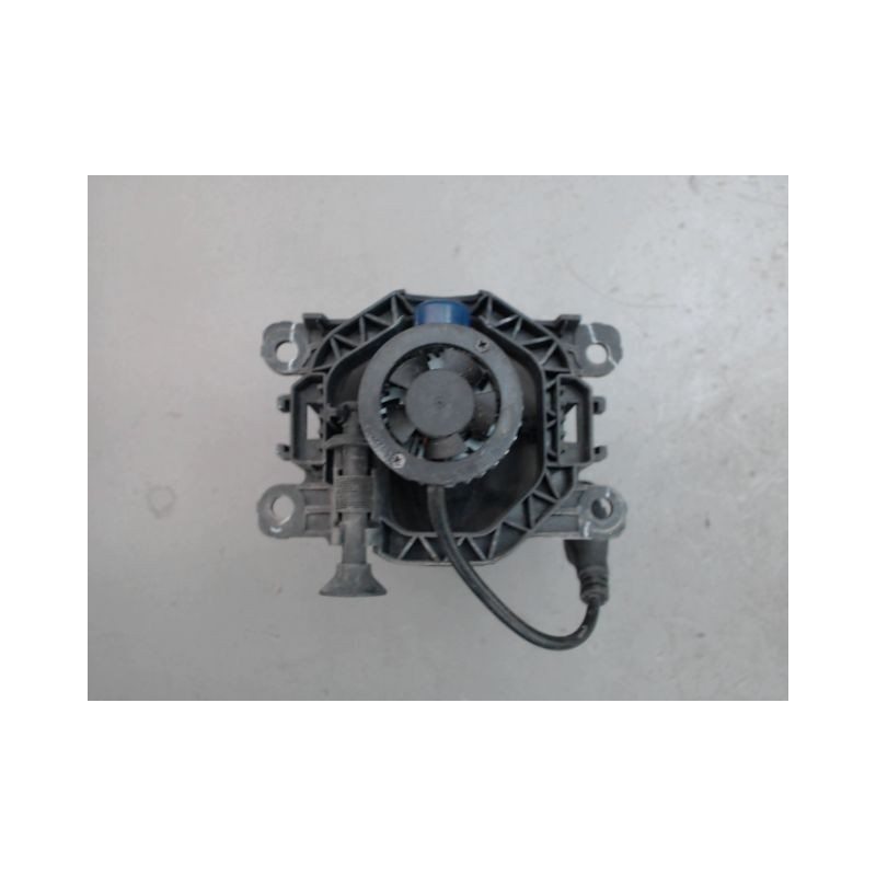 PHARE ANTIBROUILLARD AVANT DROIT RENAULT MEGANE