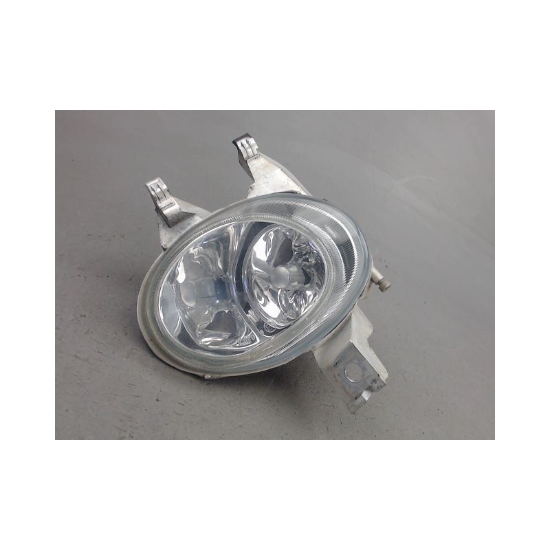PHARE ANTIBROUILLARD AVANT DROIT PEUGEOT 206
