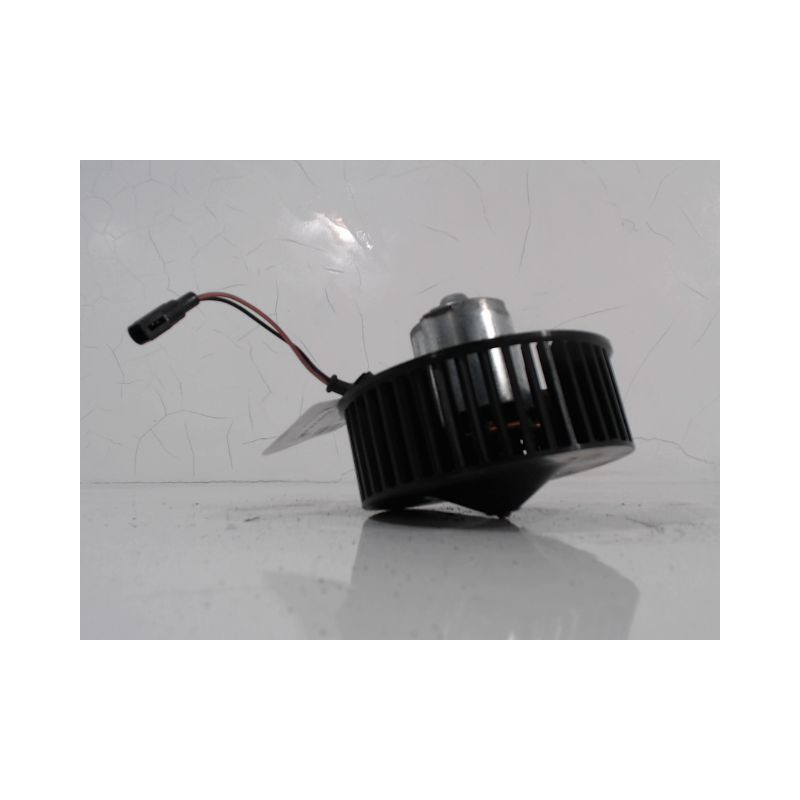 MOTEUR VENTILATEUR CHAUFFAGE FORD FIESTA 95-9.99