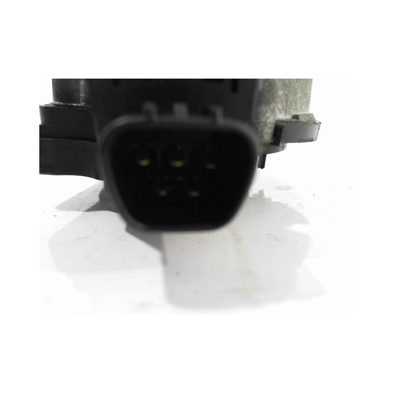 MOTEUR ESSUIE-GLACE AVANT TOYOTA YARIS -2003