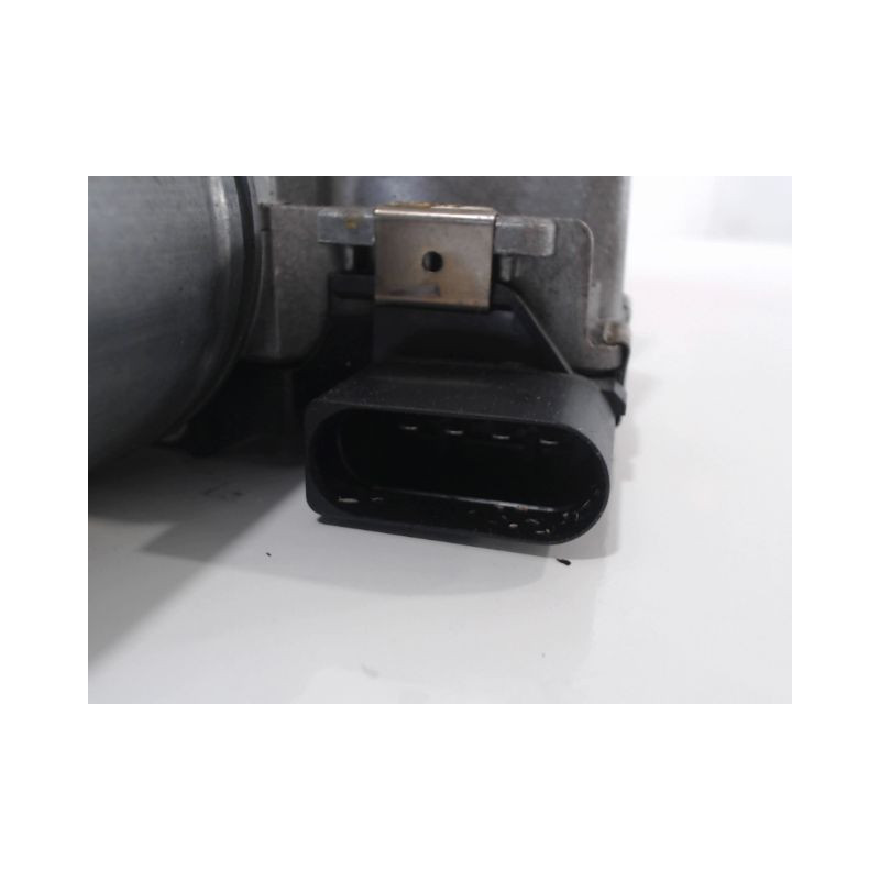 MOTEUR ESSUIE-GLACE AVANT OPEL ASTRA 2004-