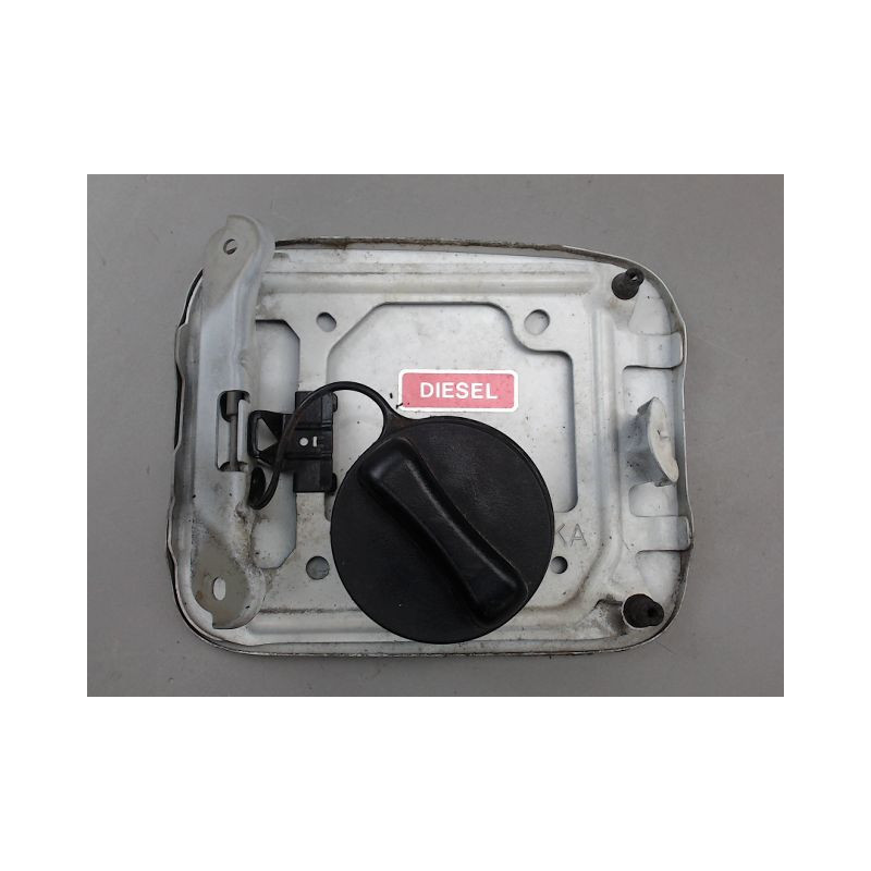 VOLET DE TRAPPE CARBURANT NISSAN JUKE