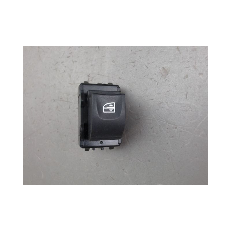 COMMANDE LEVE-GLACE PORTE AVD RENAULT MEGANE