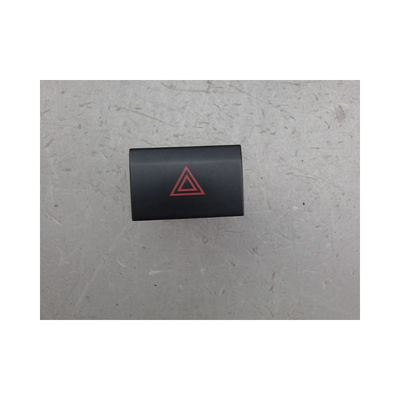 BOUTON DE WARNING VOLKSWAGEN POLO