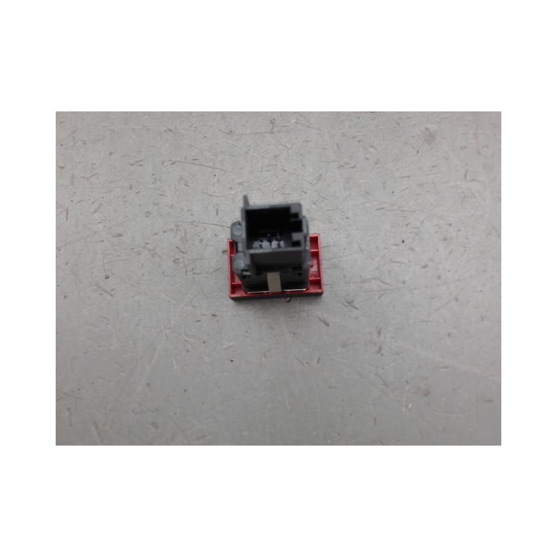 BOUTON DE WARNING VOLKSWAGEN POLO