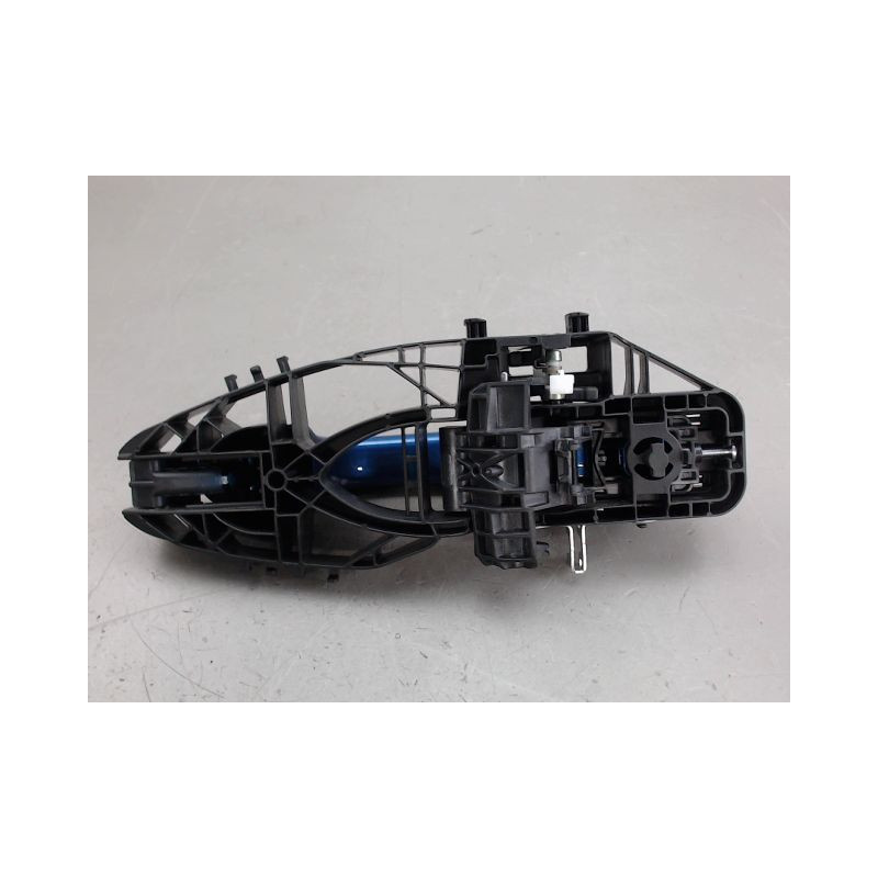 POIGNEE EXTERIEURE PORTE AVANT DROIT FORD PUMA