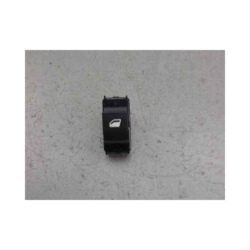 COMMANDE LEVE-GLACE PORTE ARD CITROEN C3