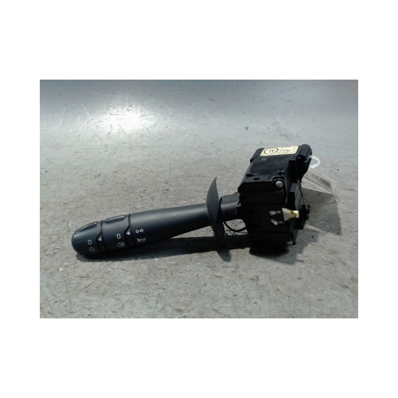 COMMANDE CLIGNOTANT RENAULT TWINGO 2 2010-