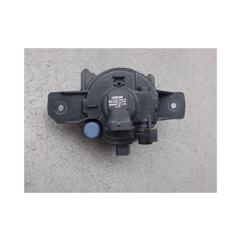 PHARE ANTIBROUILLARD AVANT GAUCHE NISSAN QASHQAI