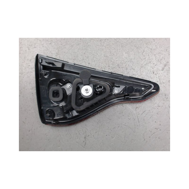 FEU ARRIERE INTERIEUR DROIT RENAULT CLIO