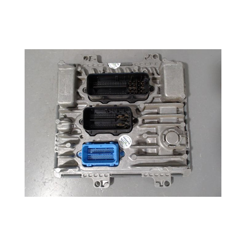 CALCULATEUR MOTEUR OPEL ASTRA
