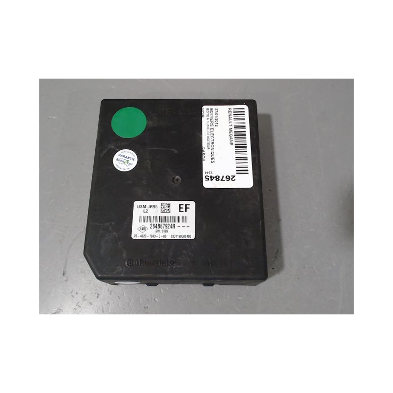 BOITE A FUSIBLES RENAULT MEGANE