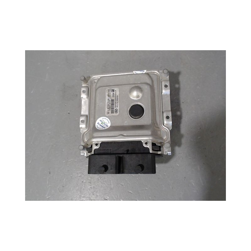 CALCULATEUR MOTEUR HYUNDAI I20